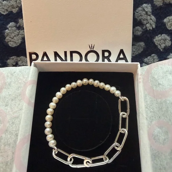 Pandora Silver and Pearl Bracelet - Picture 1 of 3